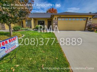 3374 N Justin Ave, Meridian, ID 83646