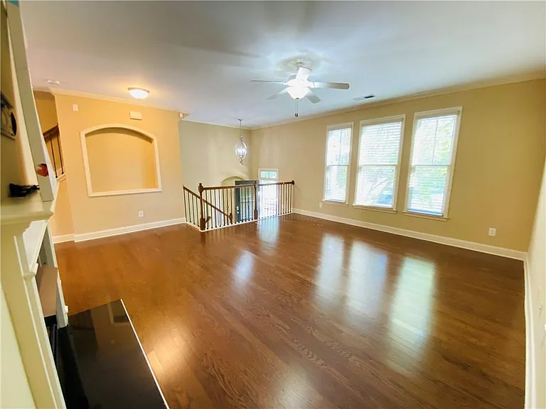 836 Red Hart Ln — Photo 10