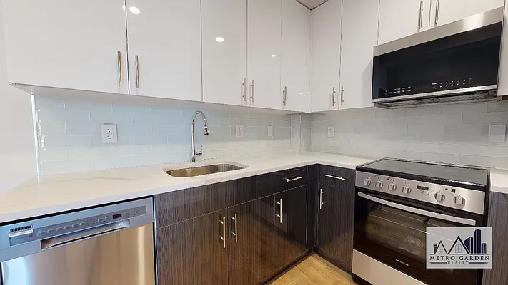 Rented by Metro Garden Realty NYC | media 46