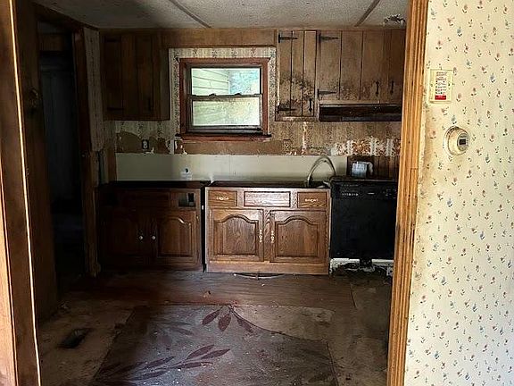 4th image of 197 Bowers Road