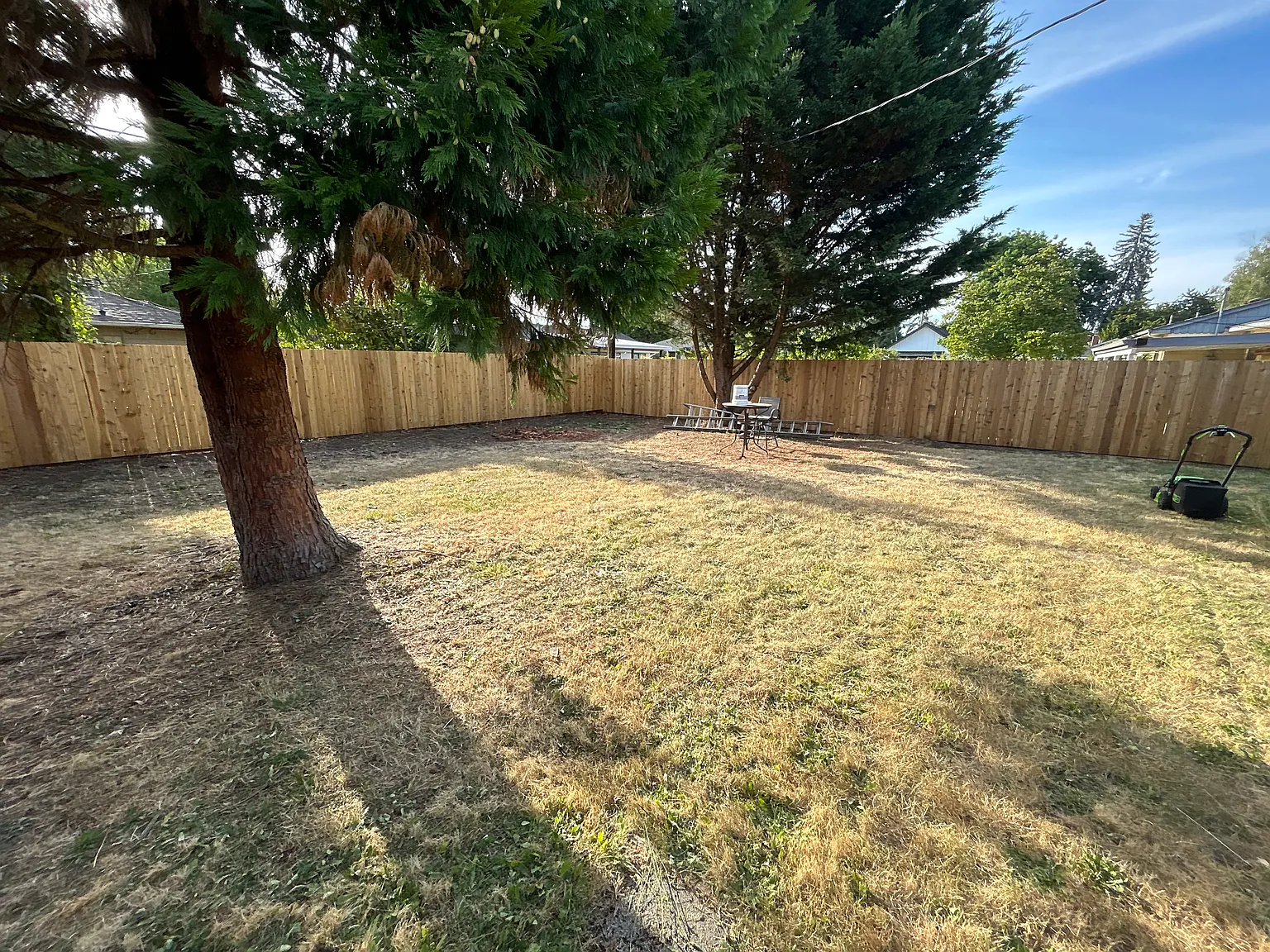 2 bed, 851 sqft, $2,460 — Photo 2