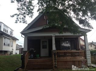 1652 S 59th St, West Allis, WI 53214