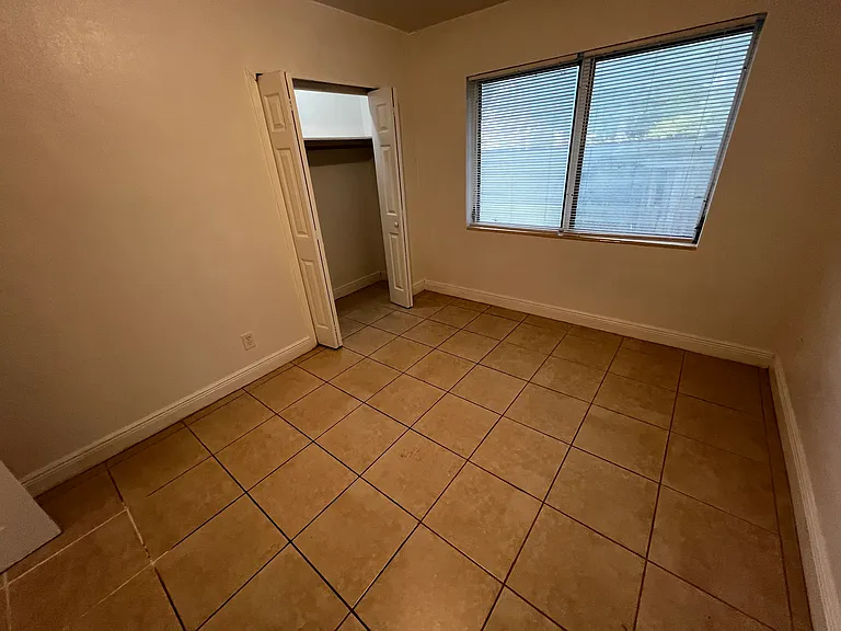 740 NE 86th St #2 — Photo 7