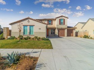1304 N Kaweah Ave, Clovis, CA 93619