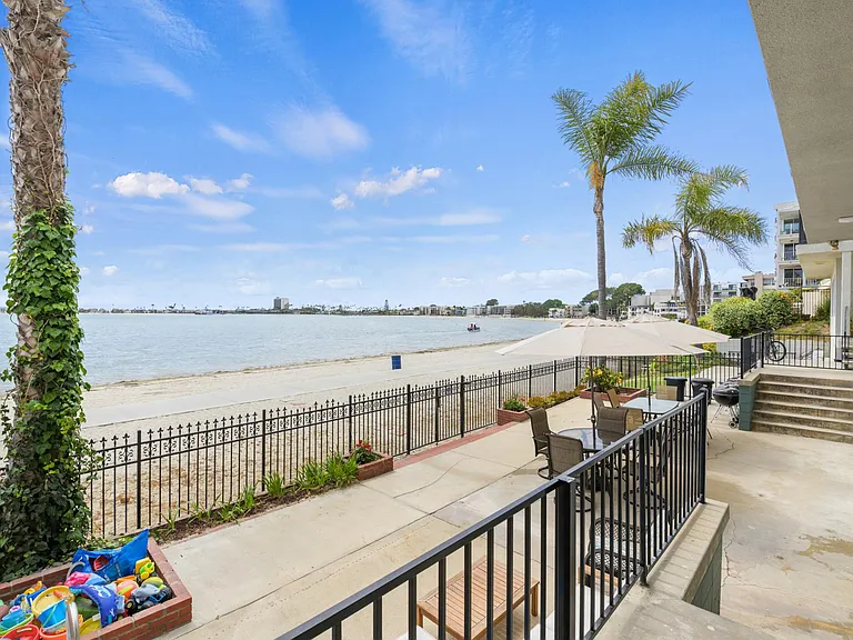 3810 Riviera Dr #1 — Photo 10