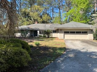 14 Heritage Rd, Hilton Head Island, SC 29928