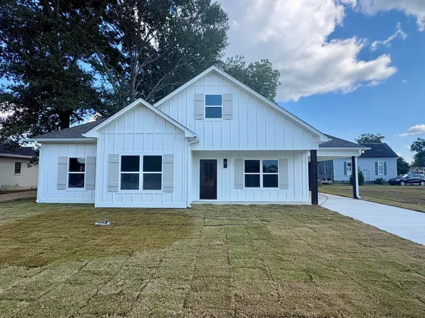 504 1st Ave, Amory, MS 38821