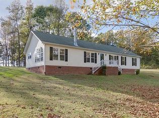 17601 Whitaker Rd, Amelia Court House, VA 23002