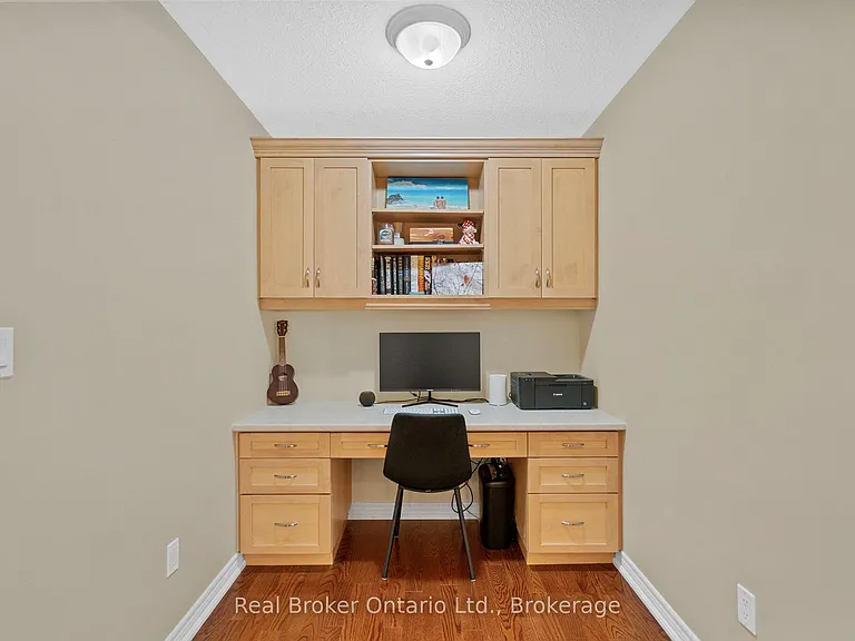 221 Millview Ct — Photo 26