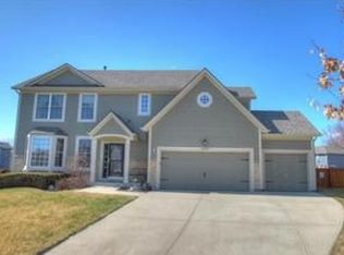 15338 S Seminole Dr, Olathe, KS 66062