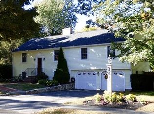 41 Whitehall Ln, Reading, MA 01867