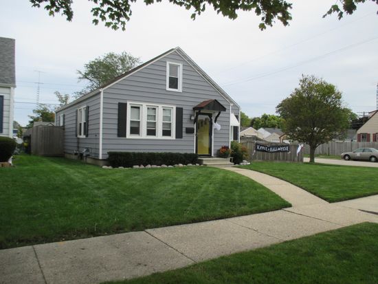 7555 32nd Ave, Kenosha, WI 53142