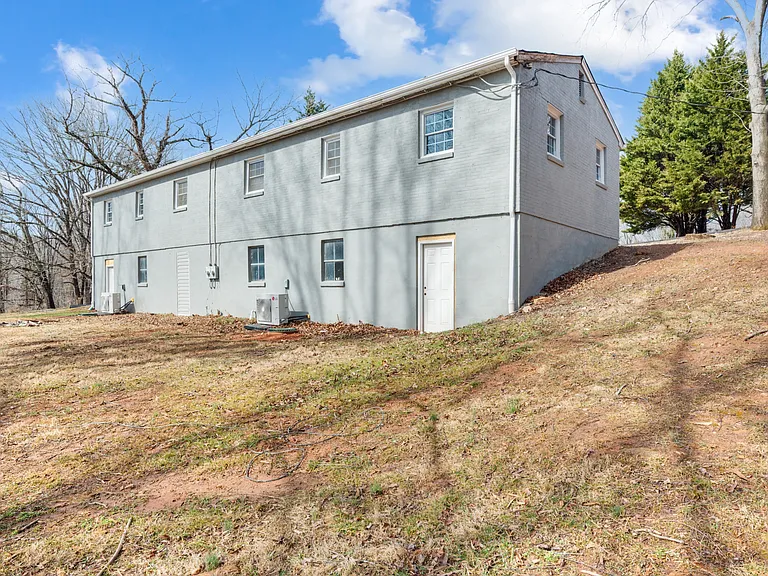 244 Newcomb Dr — Photo 21