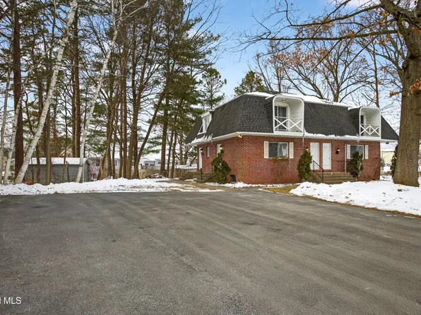 110 Southwoods Court, Schenectady, NY 12306