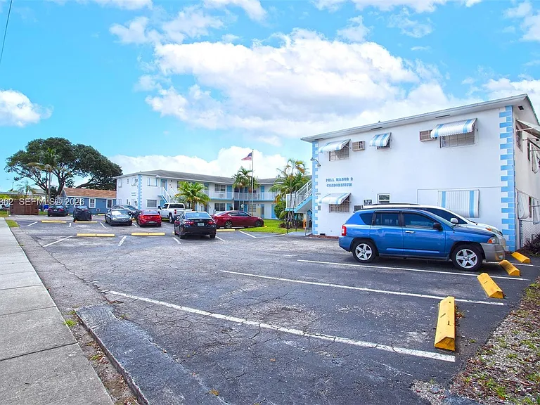 1836 Arthur St #9 — Photo 27
