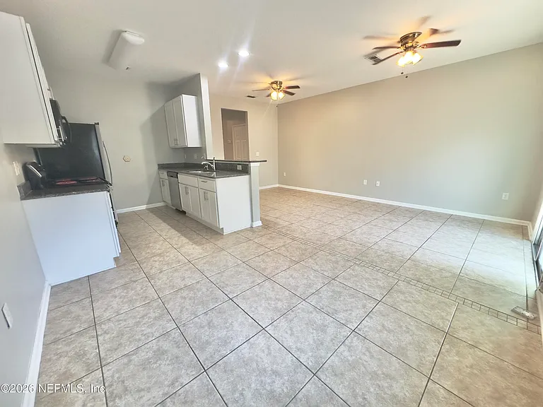 284 Moultrie Village Ln — Photo 8