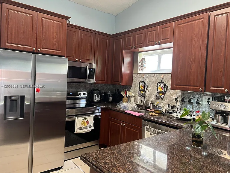7358 W 30th Ave — Photo 3