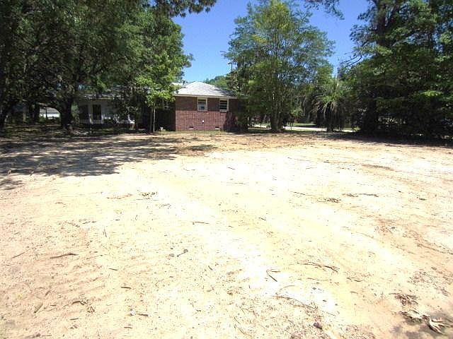 2nd image of 4122 Marilyn Dr