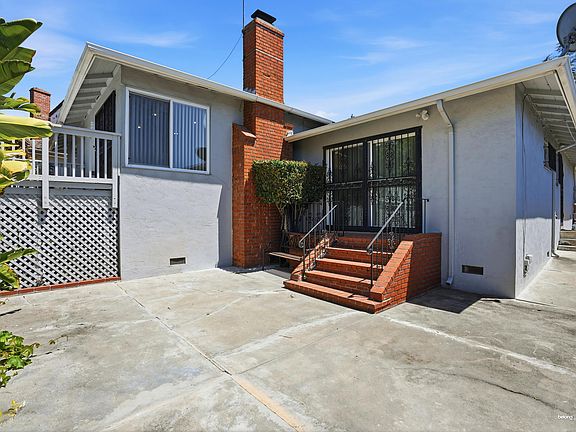 2nd image of 1733 Benedict Dr