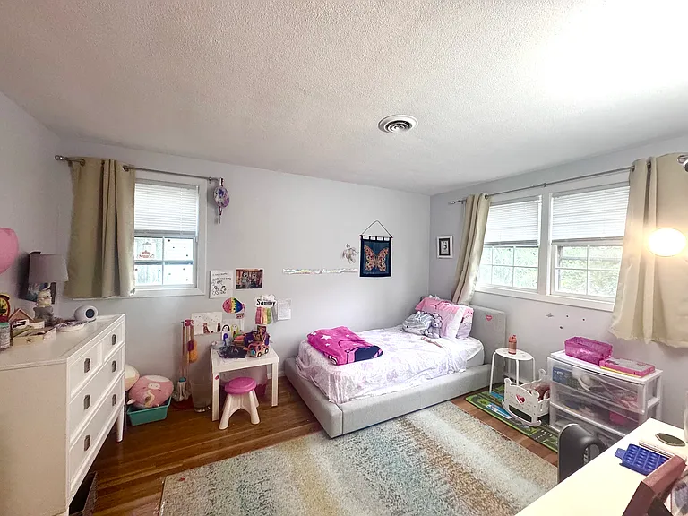 11 Tirrell Cres #11 — Photo 16