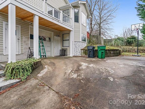 4th image of 2815 Bustlehead Ct