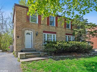 165 E Burlington St, Riverside, IL 60546