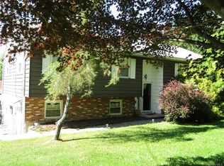 18 Amity Rd, Warwick, NY 10990