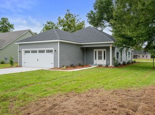 31 Ennis Rd, Pembroke, GA 31321