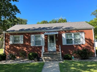 1 Washington Pl, Edwardsville, IL