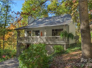 11 Grant Pl, Clyde, NC 28721