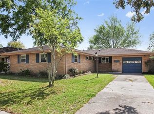 9536 Arbor Ln, River Ridge, LA 70123
