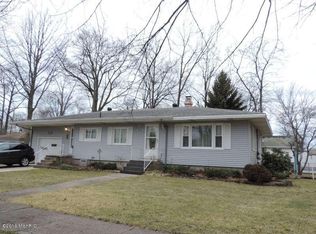 3231 Germaine Rd, Muskegon, MI 49441