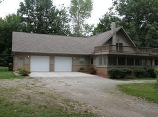 821 E Wheeler Rd, Midland, MI 48640