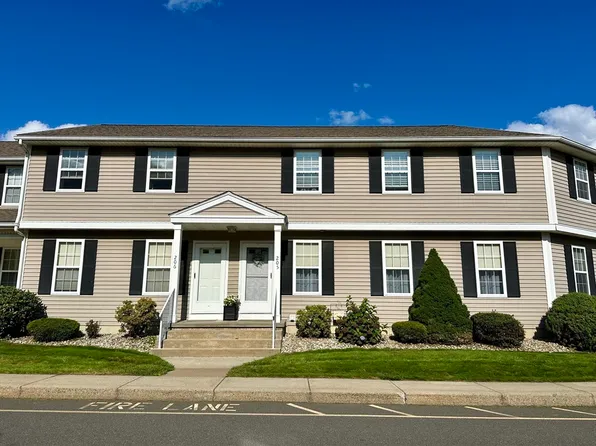 665 Center St Unit 205, Ludlow, MA 01056
