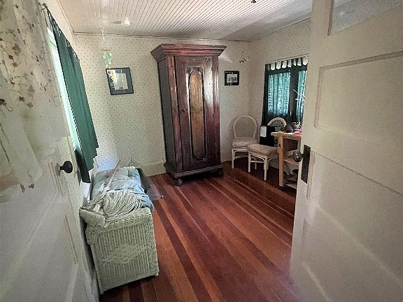 5th image of 5933 Shasta Ave