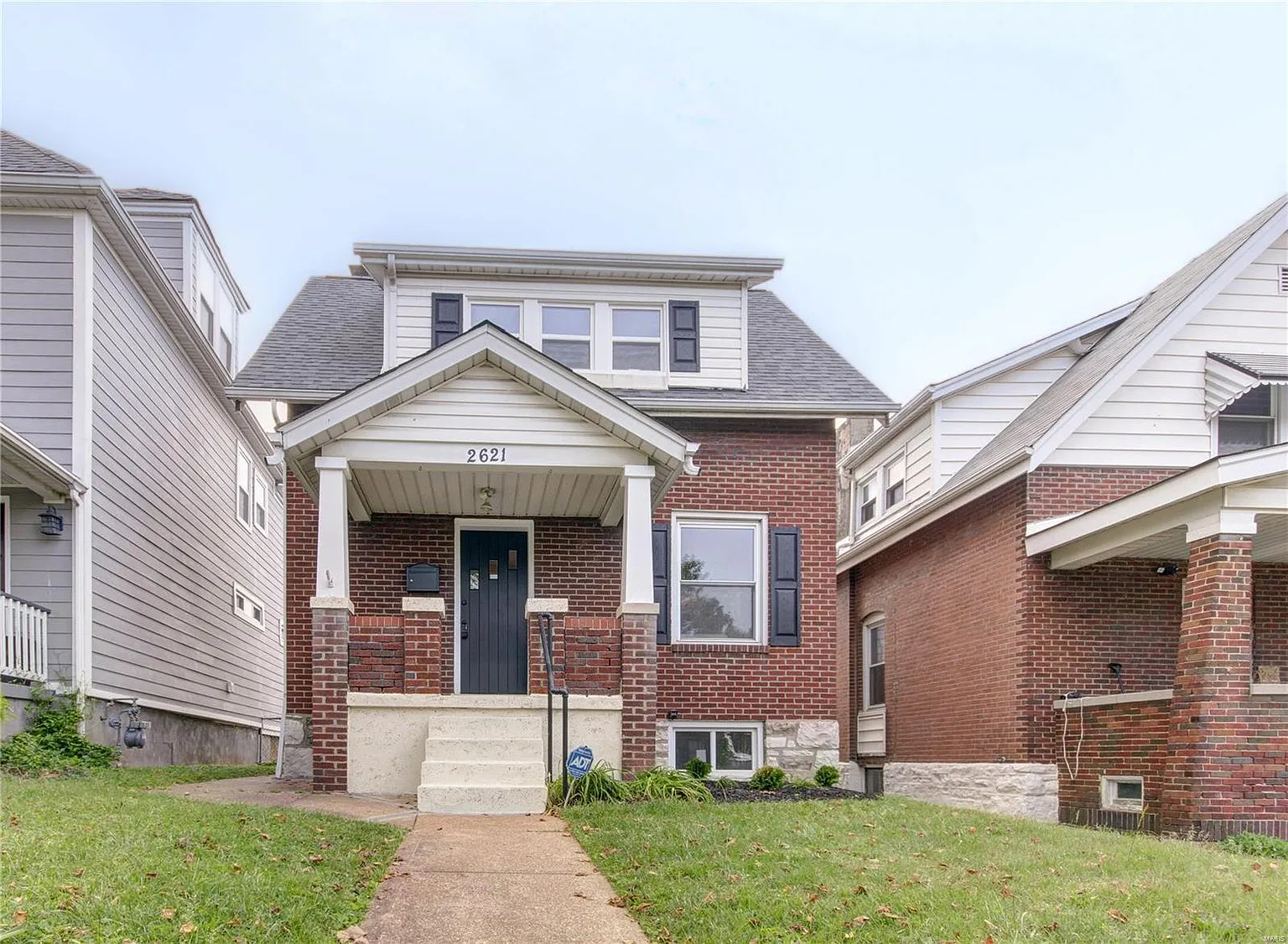 2621 Dalton Ave photo 1