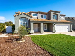 2586 Lake Dr, Oxnard, CA 93036