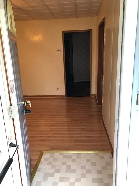 2 bed, 900 sqft, $1,100 — Photo 2