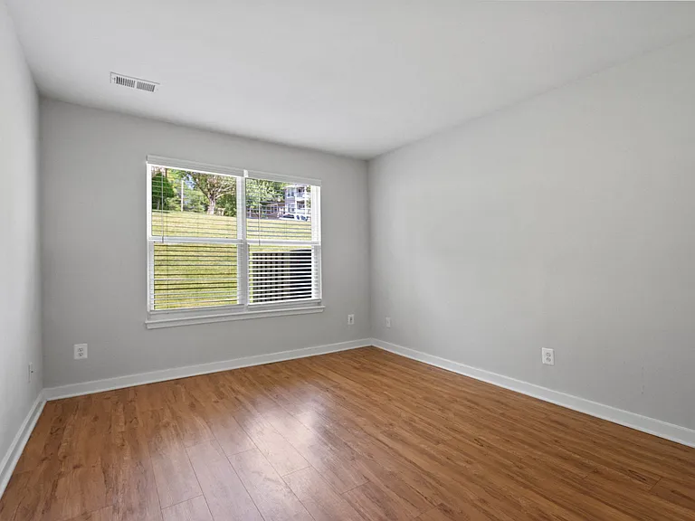 Springwoods at Lake Ridge — Photo 17