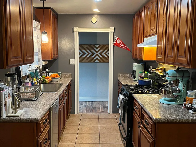 1154 Schaupp Ct — Photo 33