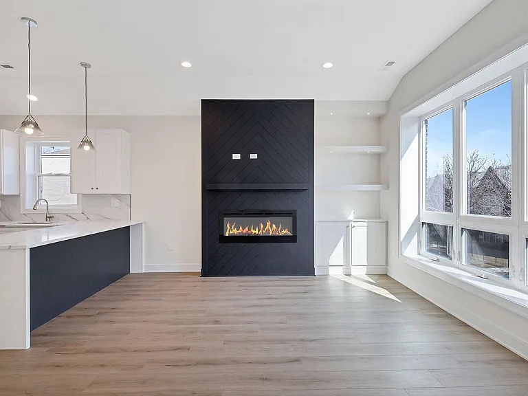 4224 S Langley Ave #2 — Photo 8