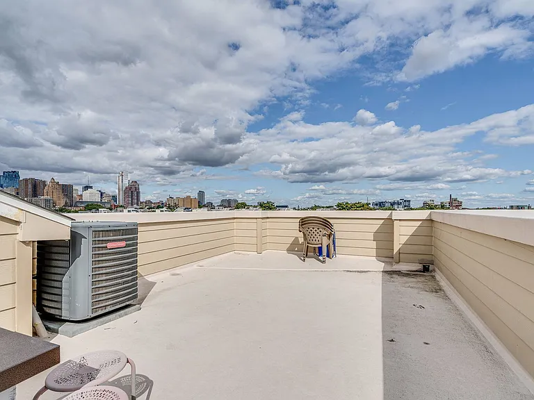 1016 S 19th St #B — Photo 14