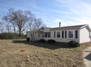 6 Branyon Cir, Due West, SC 29639