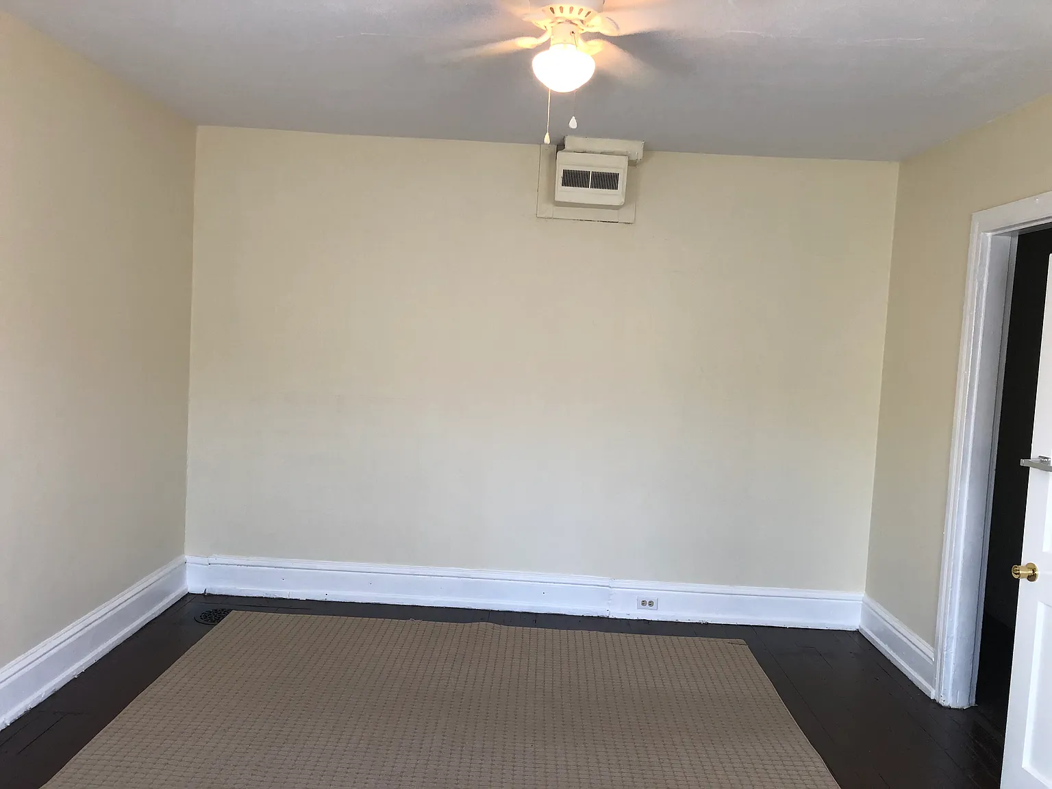 3 bed, 1250 sqft, $1,250 — Photo 4
