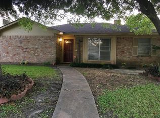 8310 Riptide Dr, Houston, TX 77072