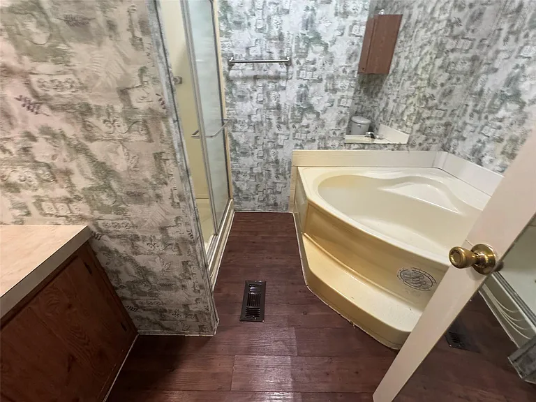 16415 Tamra Ct — Photo 26
