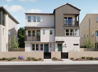 27425 Catalogue Way, Valencia, CA 91381