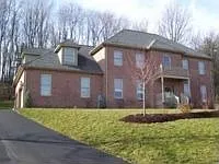 10 Holly Ln photo 1