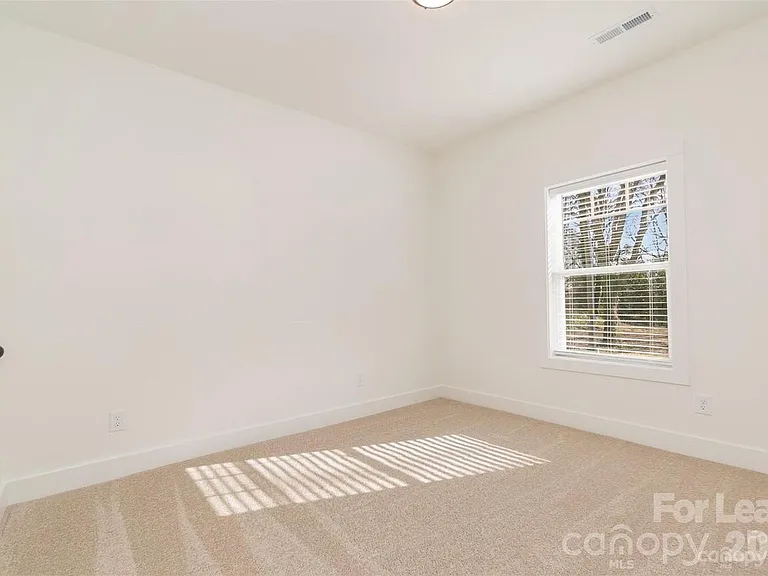 195 Vee Ave SW — Photo 15