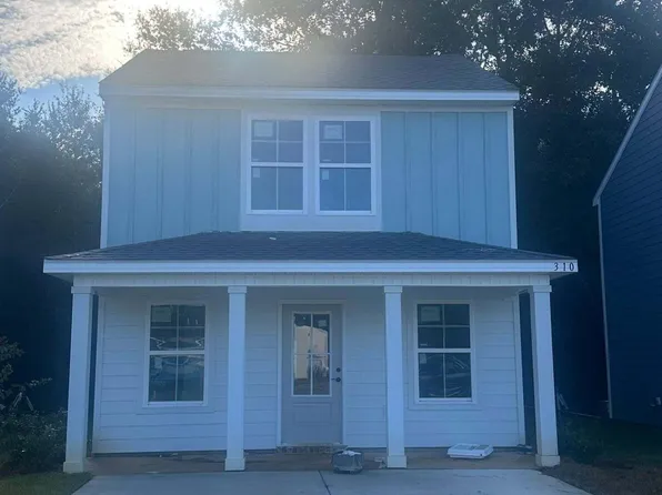 310 Meadows Ln, Gulfport, MS 39507